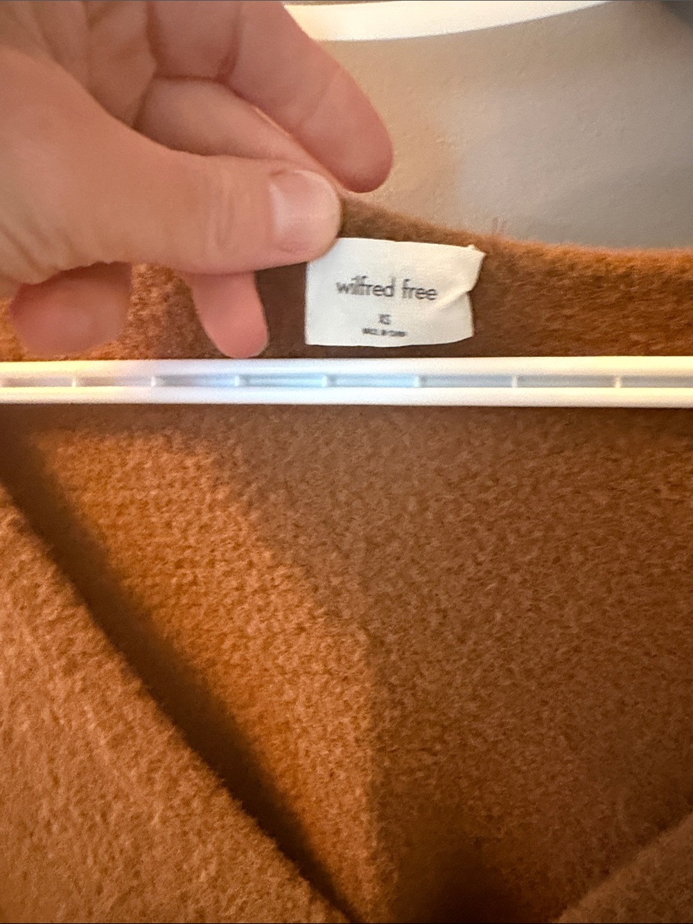 Wilfred Free V-Neck Sweater in Rust in excellent condition oversized super soft